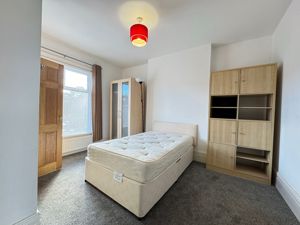 Photo 21- click for photo gallery